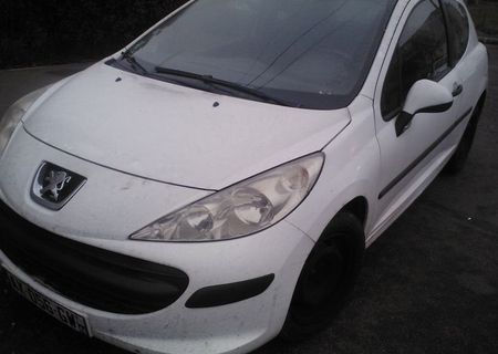 Dezmembrez peugeot 207 1.6 hdi 2007