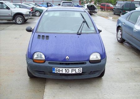 Dezmembrez Renault Twingo, M.1.2, An1998