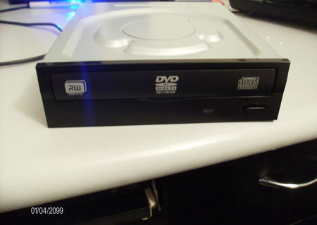 DVD- Writer LiteOn IHAS124-B