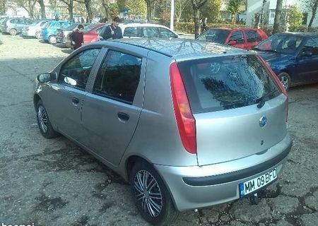 FIAT PUNTO AN 2003