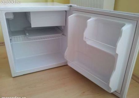 Frigider Minibar