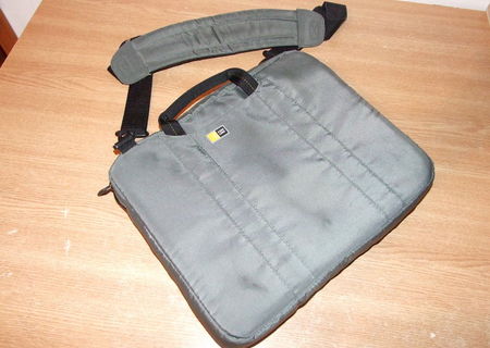 Geanta laptop Case Logic