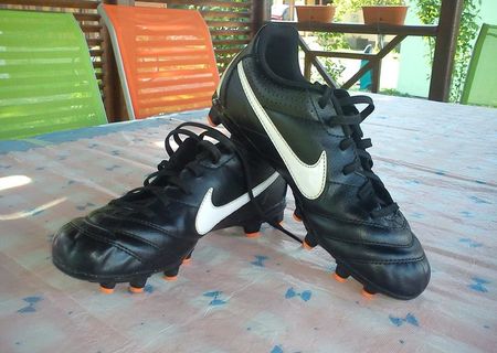 Ghete fotbal NIKE