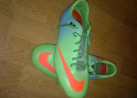 ghete fotbal nike mercurial