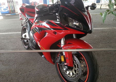 honda1000 rr