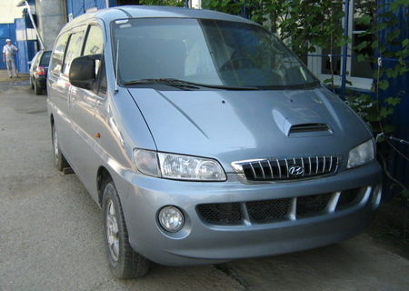 Hyundai H1 - 9 locuri