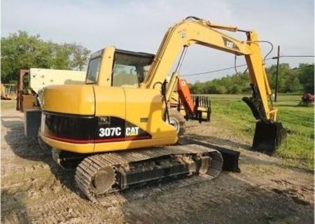 Inchiriem excavatoare CAT 507 10 ton