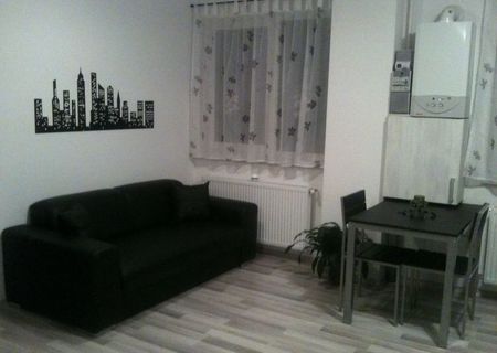 INCHIRIEZ APARTAMENT