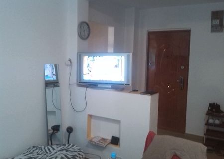 Inchiriez apartament 2 camere