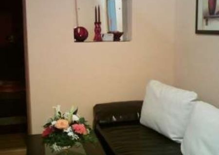 Inchiriez apartament 3 camere