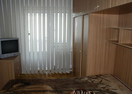 Inchiriez apartament 3 camere Iasi - Pacurari