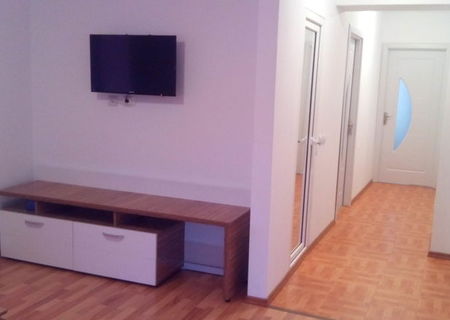 inchiriez apartament 3 camere tomis nord