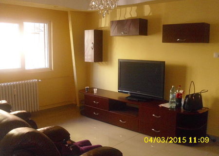 Inchiriez apartament 3 camere zona Iancului