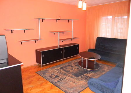 Inchiriez apartament 3camere, decomandat,mobilat si utilat complet.