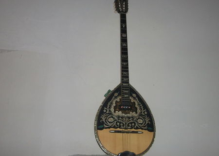 instrument buzuky