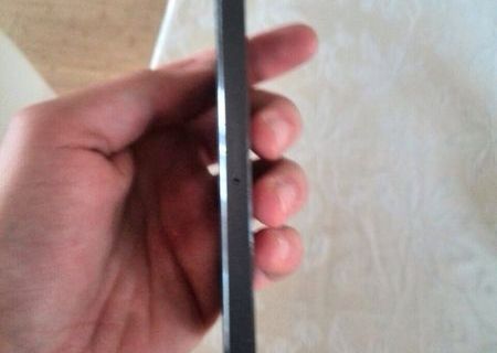 Iphone 5 black , 32gb neverlocked