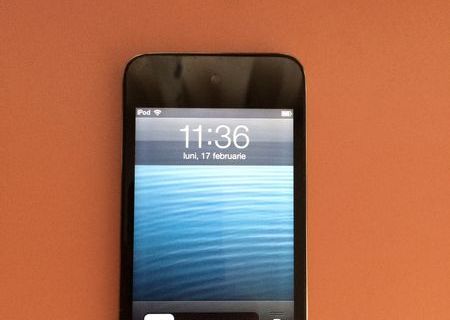 Ipod touch 4th generation 8gb black