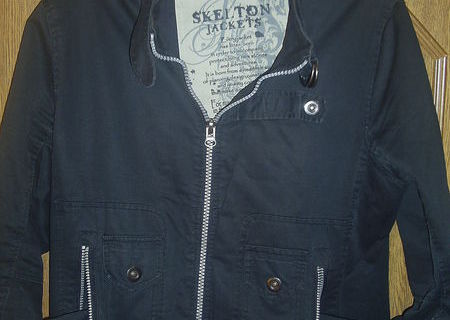 Jaket Skelton