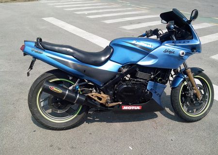 Kawasaki GPZ 500 S