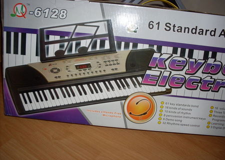 Keyboard electronic