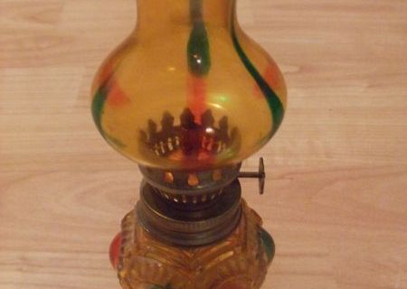 Lampa cu petrol colorata rasta foarte frumoasa