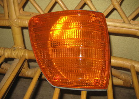 Lampa semnal dreapta Mercedes W116 280, 350, 450 S/SE/SEL, 6.9