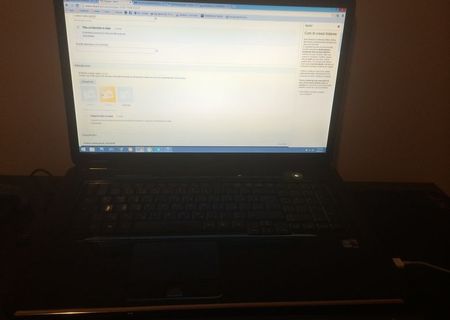 Laptop Fujitsu Lifebook nh570 + Licenta windows 7 Home Premium