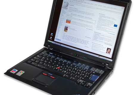 Laptop IBM ThinkPad R52