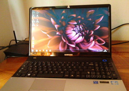 Laptop SAMSUNG