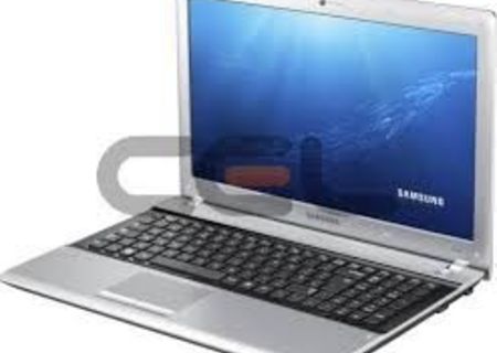 Laptop Samsung RV518,procesor B940 dual 2ghz,2Gb ram,hdd320