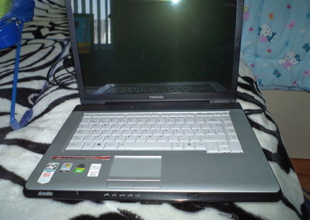 Laptop Toshiba Satellite A210-199