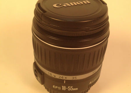 Lentile canon zoom ef- s 18- 55mm + husa cadou