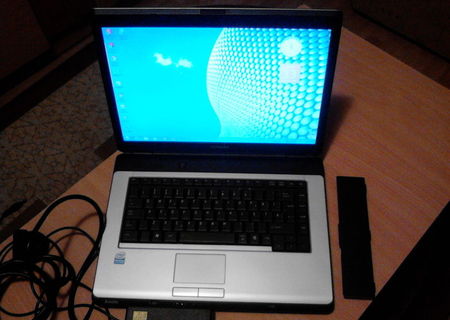 leptop toshiba satellite l300