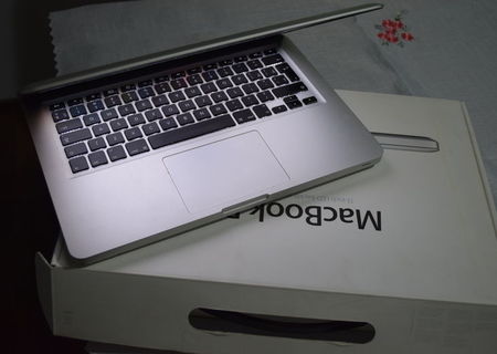 MacBook Pro 13 inch, Mid 2010