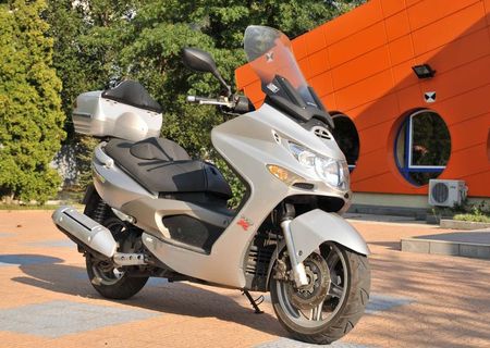 Maxiscuter Kymco Xciting 2007