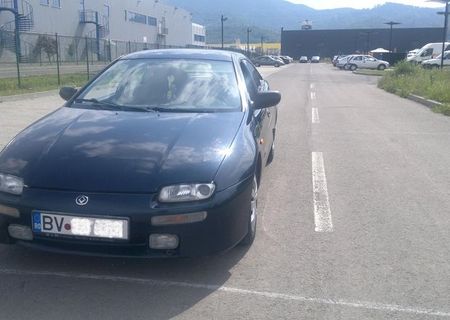 Mazda 323F,din 1994