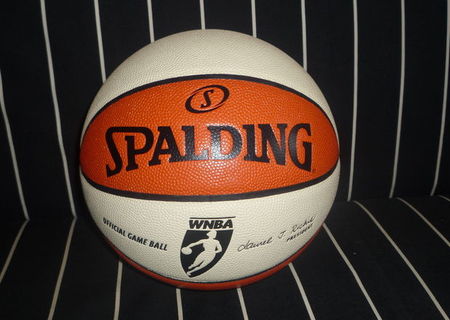 Minge de baschet Spalding Official WNBA Gameball nr. 6