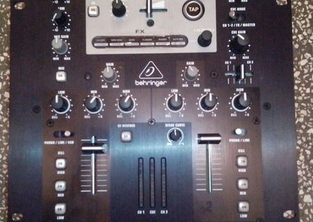 Mixer Behringer Nox 202