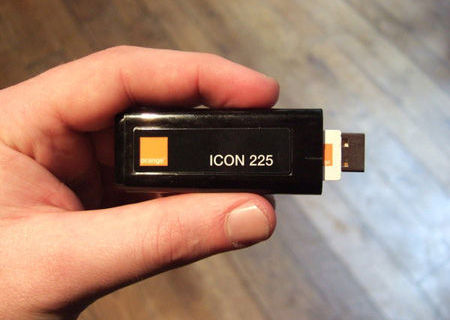 Modem usb Icon 225