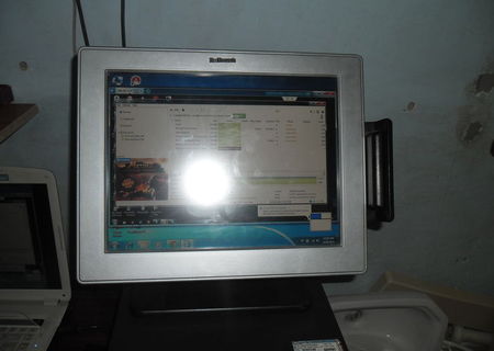 Monitor BeTouch TM-150 15"