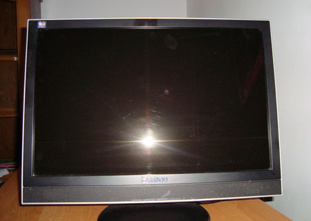 Monitor LCD HORIZON model 9006sw de 19"