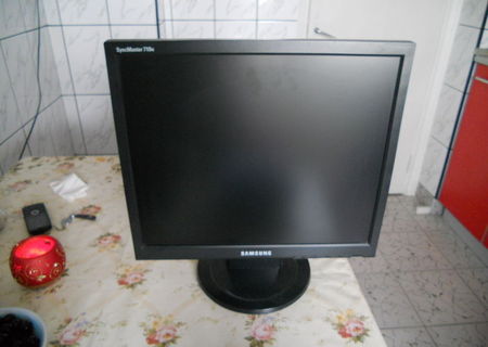 Monitor LCD Samsung SyncMaster diagonala 15 inch