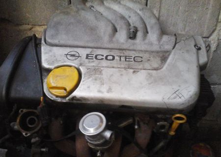 motor Opel Vectra 1.6, 16 valve, ecotec pe benzina.