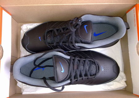 nike t- lite 10