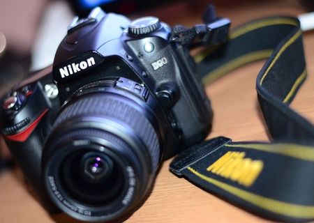 Nikon D90 IMPECABIL