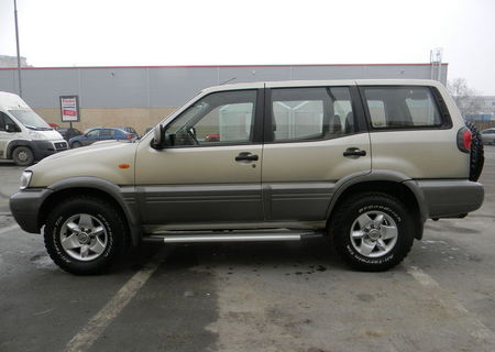 NISSAN TERRANO II