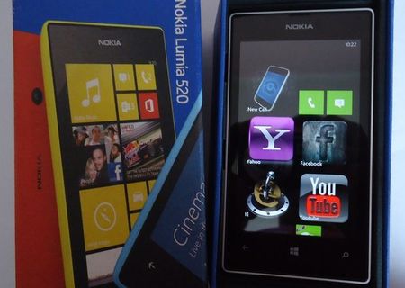 Nokia lumia 520 alb, cu husa neagra