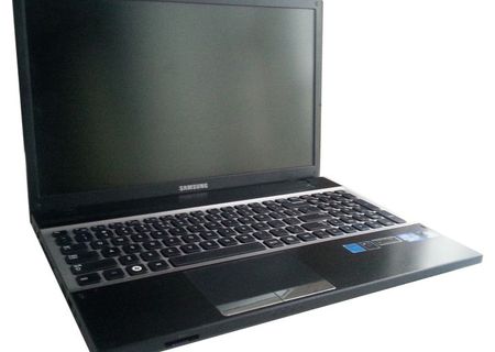 Notebook Samsung NP300V5A, Intel Core i7, 2.20GHz, 4.00GB RAM, DDR3