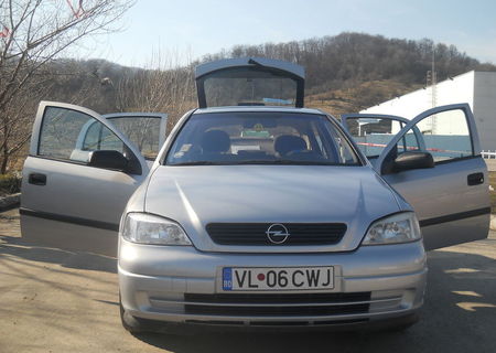 opel astra 2002 impecabila