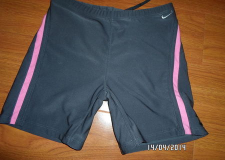 Pantaloni scurti Nike